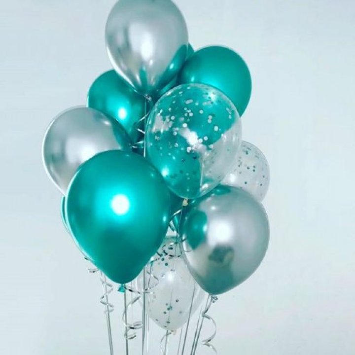 Фонтан шаров "Изумрудный" в Курске