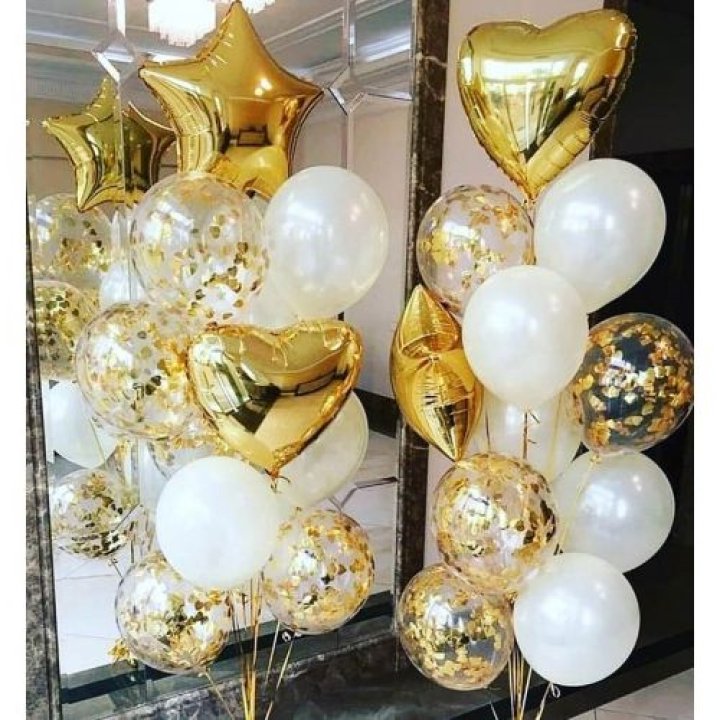 Фонтан шаров "Привет, это я" в Курске