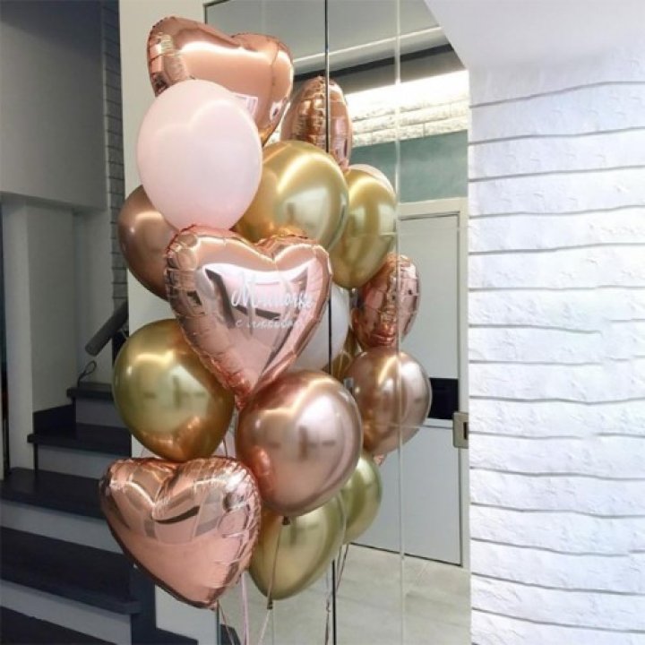 Фонтан шаров "От сердечка" в Курске