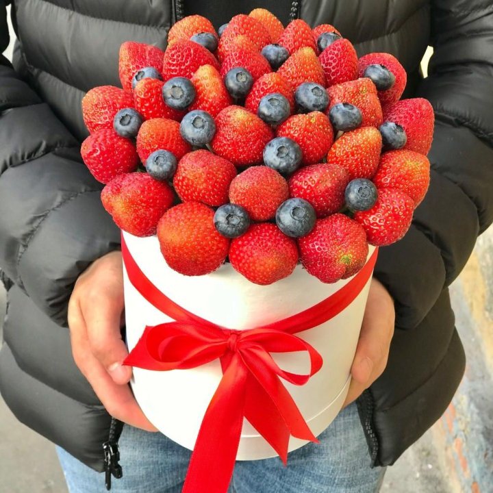 Клубничный бокс №3 в Курске