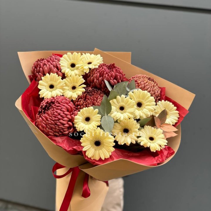 Букет гербер и хризантем Бигуди в Курске