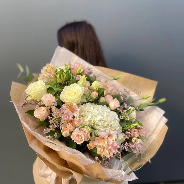 Дизайнерский букет №1 в Курске