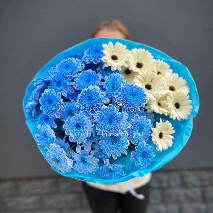 Букет хризантем и гербер в Курске