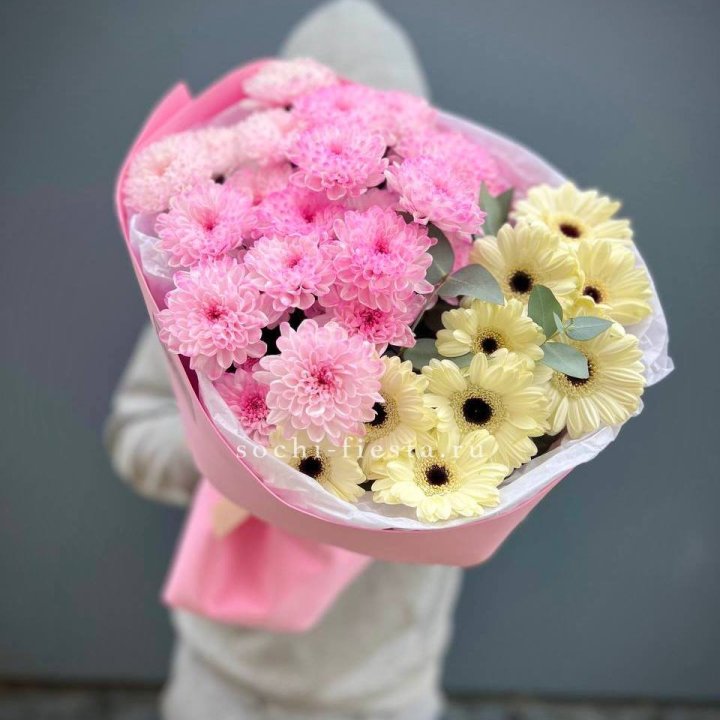 Дуо хризантем и гербер в Курске