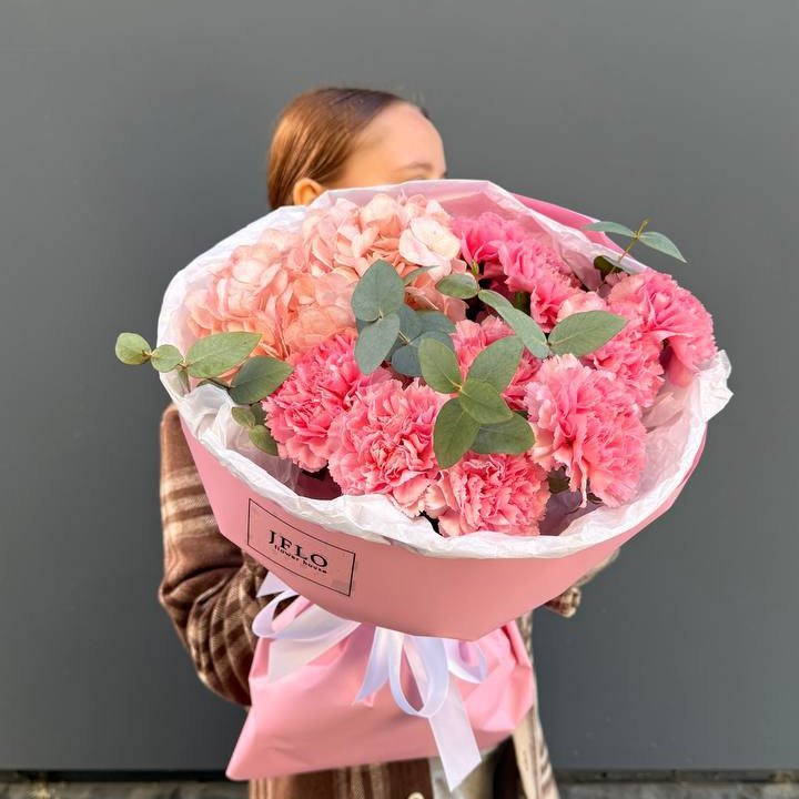 Дуо диантусы и гортензия в Курске