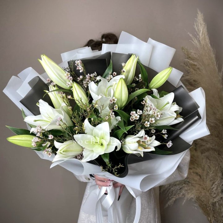 Букет лилий Снежная королева в Курске