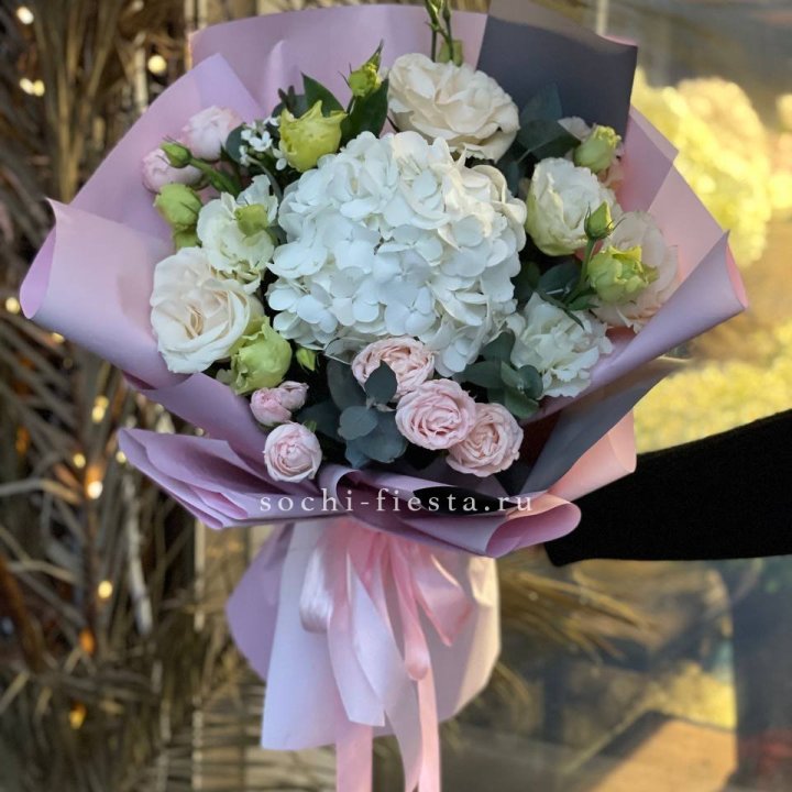 Букет с гортензией №3 в Курске