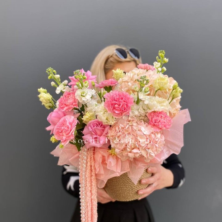 Композиция "Роскошь" в Курске