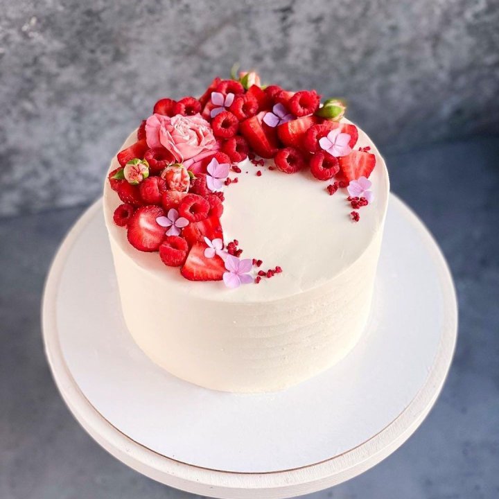 Торт "Малина" в Курске