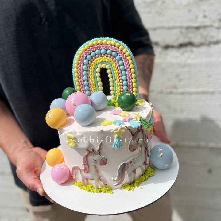Торт "Радуга с единорогом" в Курске