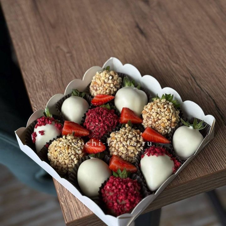 Клубника в шоколаде 12 ягод №2 в Курске