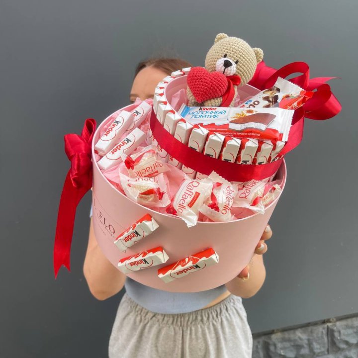 Бокс киндерами и раффаэлло 2 в Курске