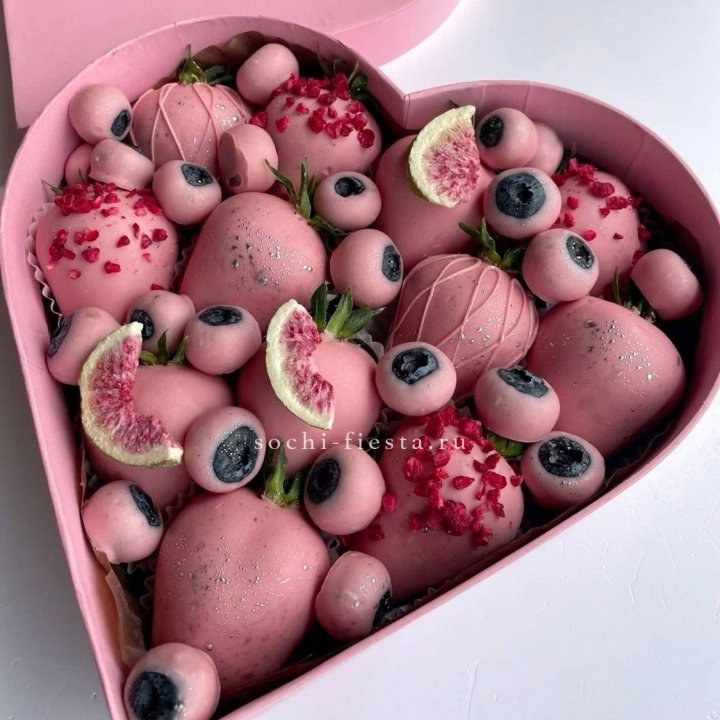 Клубника в шоколаде Сердце в Курске