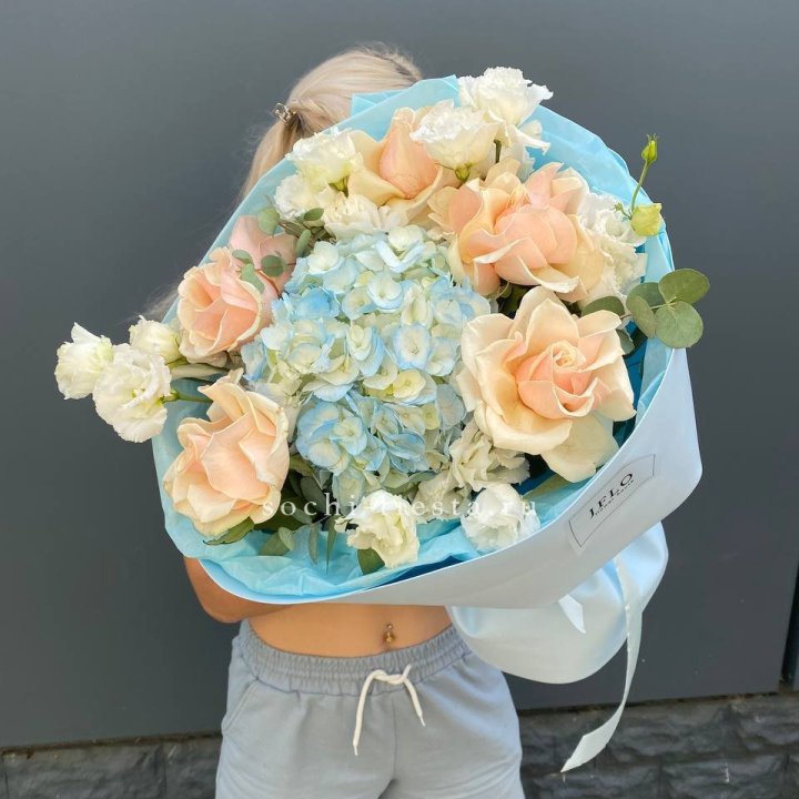 Сборный букет "Голубой закат" в Курске