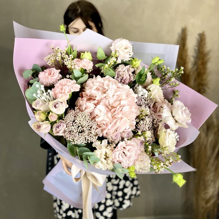 Дизайнерский букет "Трели кримс" в Курске