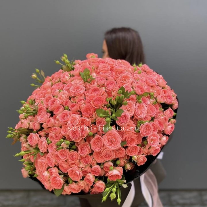 101 кустовая роза Барбадос в Курске