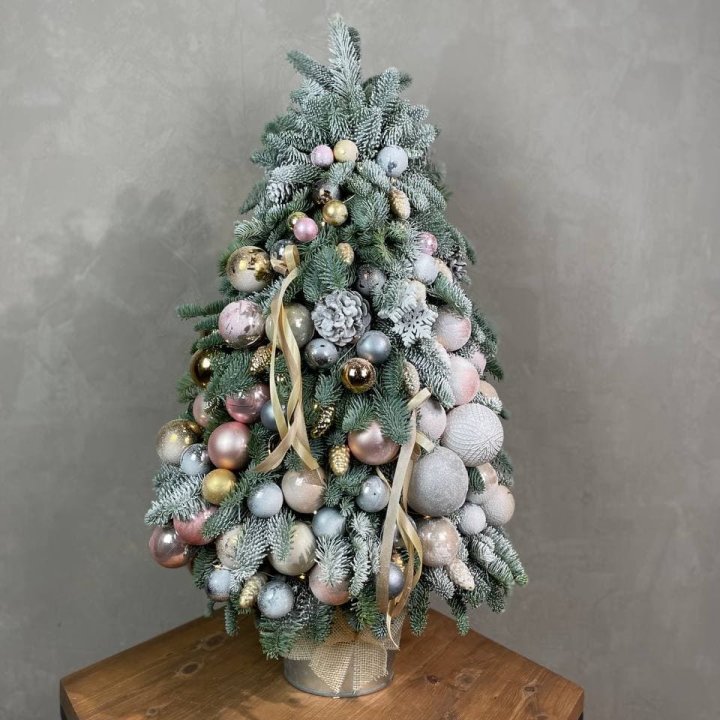 Новогодняя ёлка из веток датского нобилиса в Курске