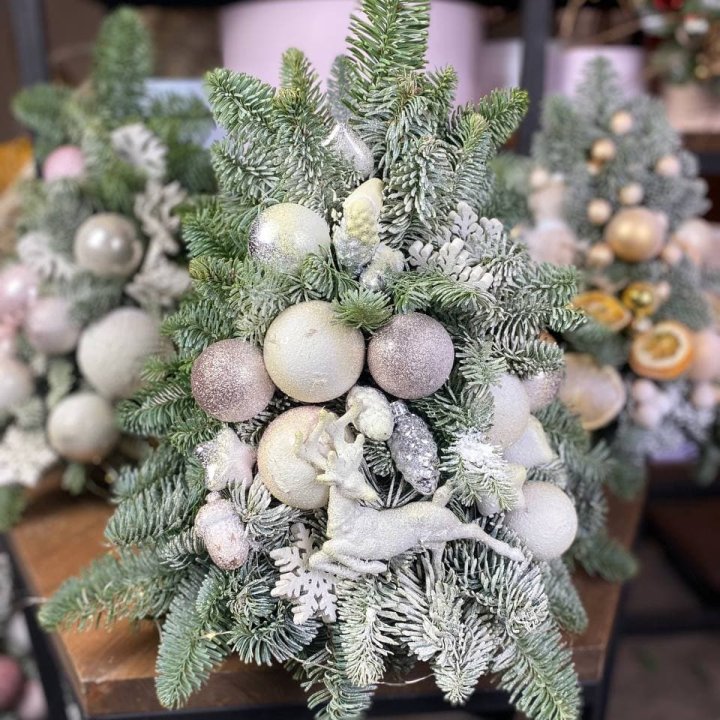 Ёлочка "Хепи крисмас" в Курске