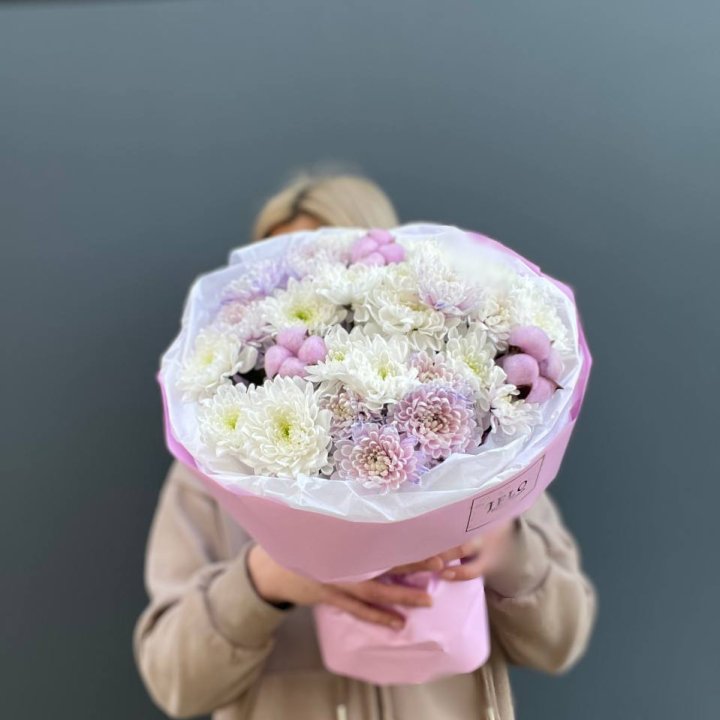 7 нежных хризантем в Курске