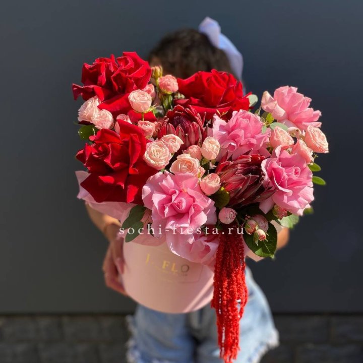 Дизайнерский цилиндр "Густо" в Курске