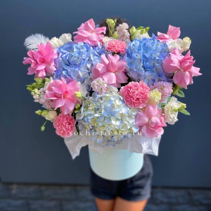 Коробка с цветами "Лемия" в Курске