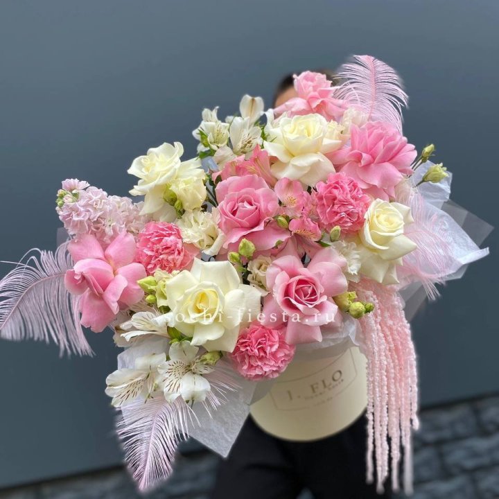 Дизайнерский бокс "Ловели" в Курске