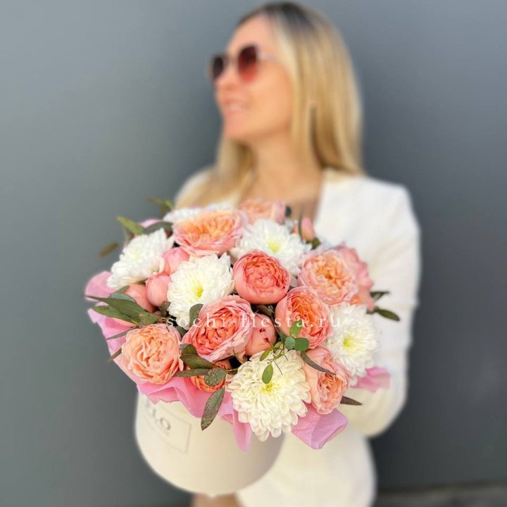 Нежная коробка с цветами в Курске