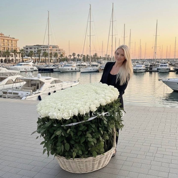 301 высокая роза в корзине в Курске