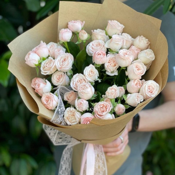 Кустовые розы букет №1 в Курске