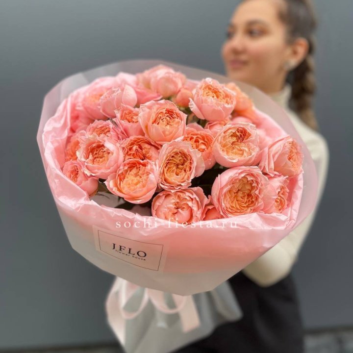 Букет из пионовидных роз Джульетта в Курске