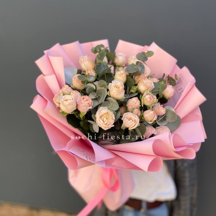 Букет пионовидных роз Cute Love в Курске