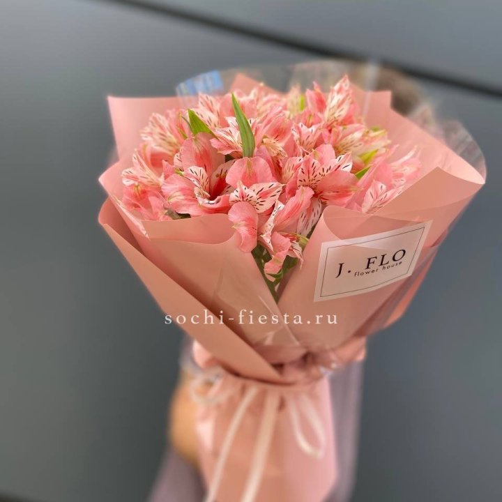 Букет альстромерий розовых в Курске