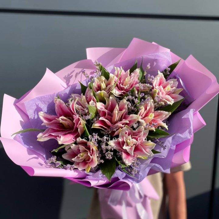 Букет пионовидных лилий №4 в Курске