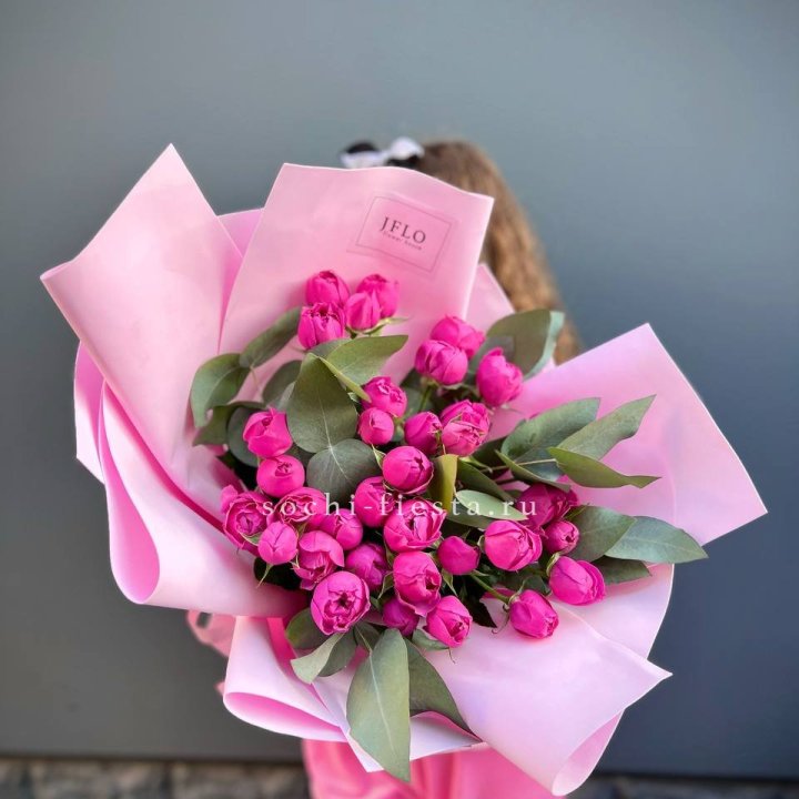 Пионовидные розы баблс в Курске