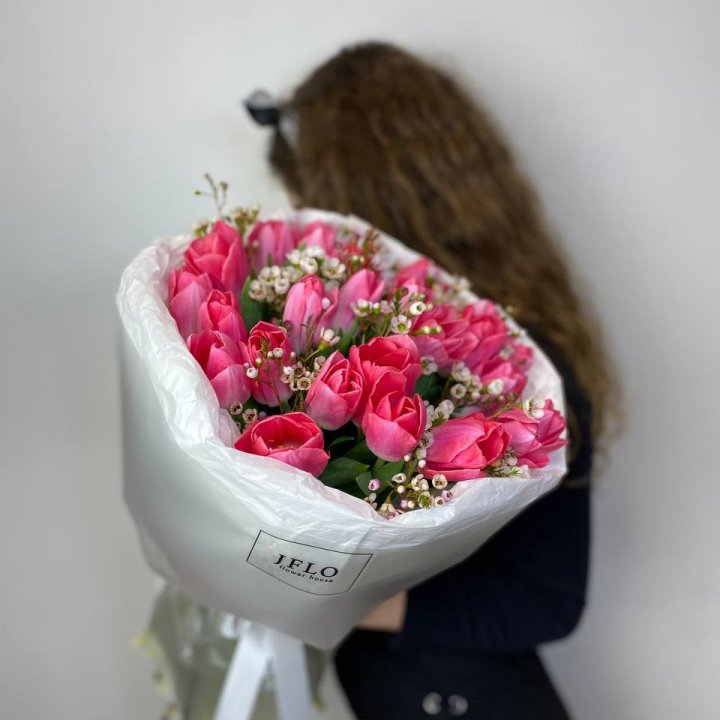 Дуо тюльпаны с хамелациумом в Курске