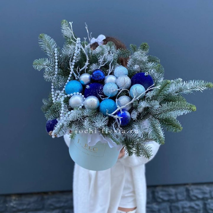 Композиция "Голубая бездна" в Курске