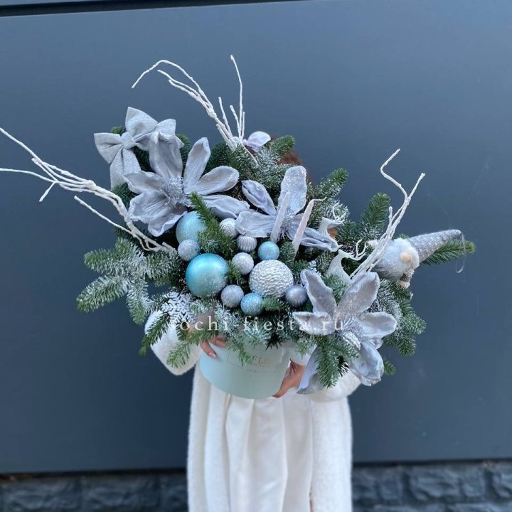 Композиция "Снежный цветок" в Курске