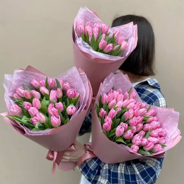 Букет розовых тюльпанов в Курске