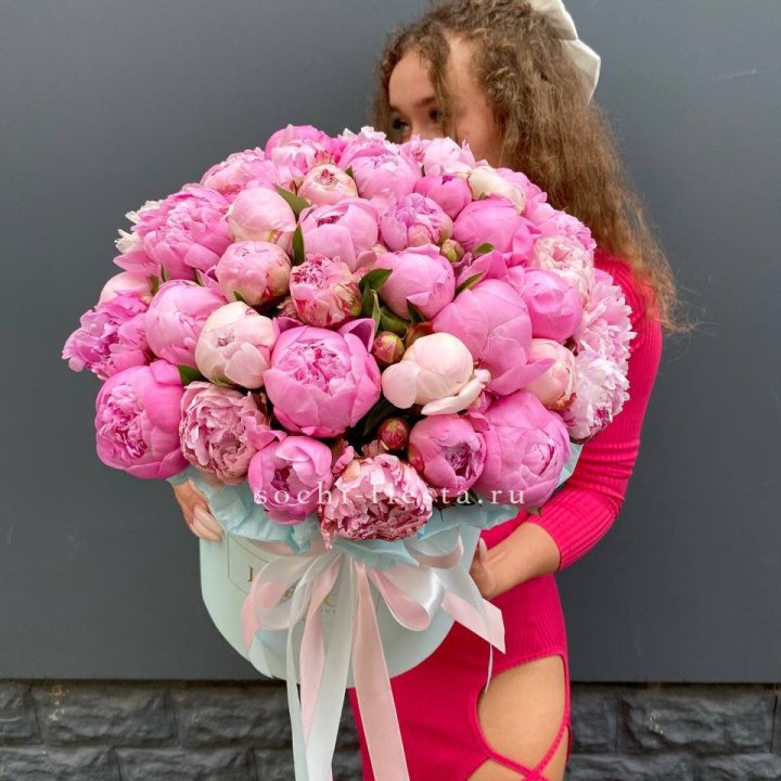 51 пион в цилиндре в Курске