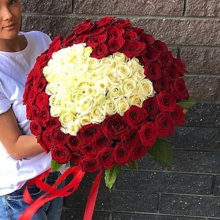101 роза "Сердце" в Курске
