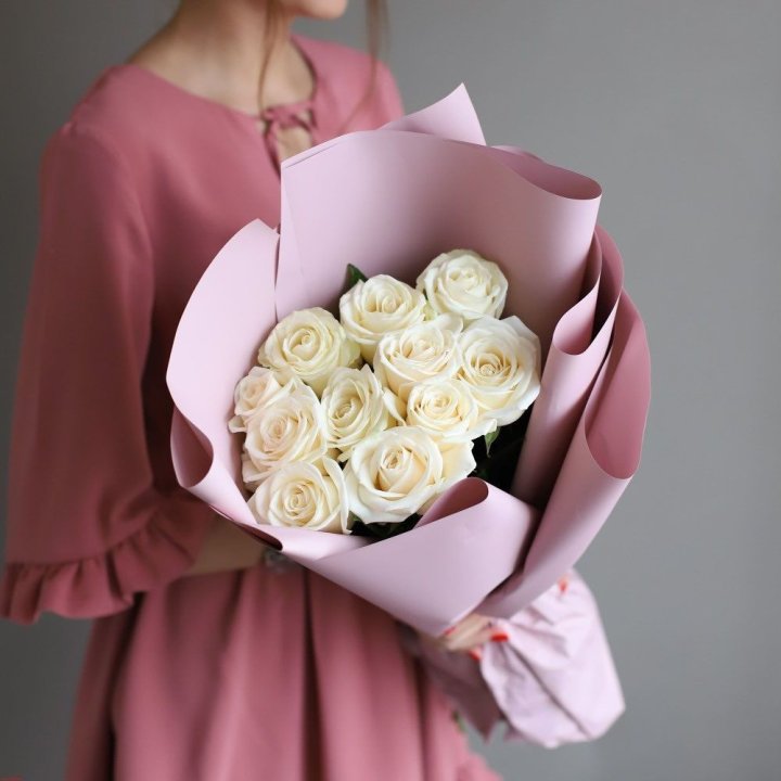 11 белых роз в Курске