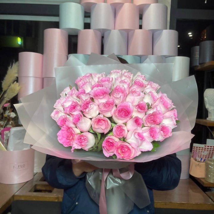  51 розовых роз в Курске