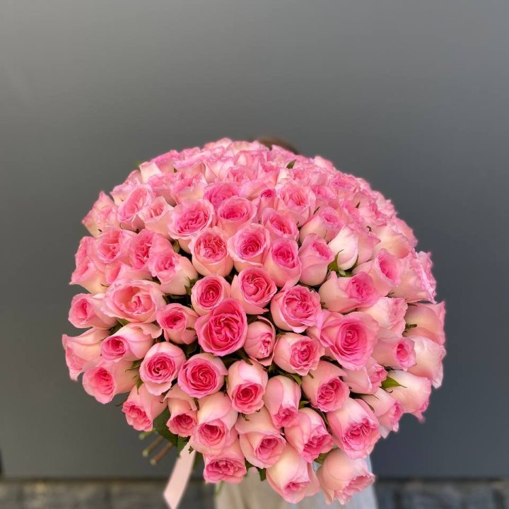 101 розовая роза в Курске