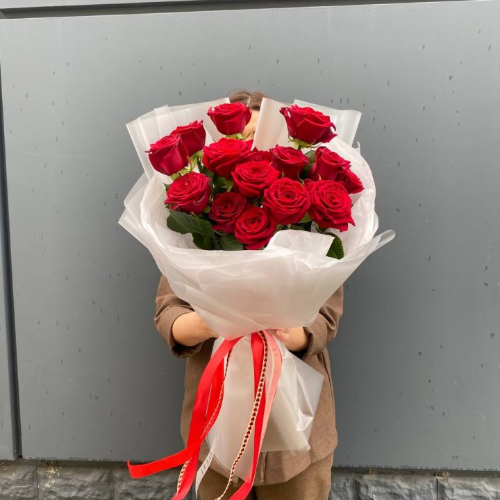 15 высоких роз  в Курске