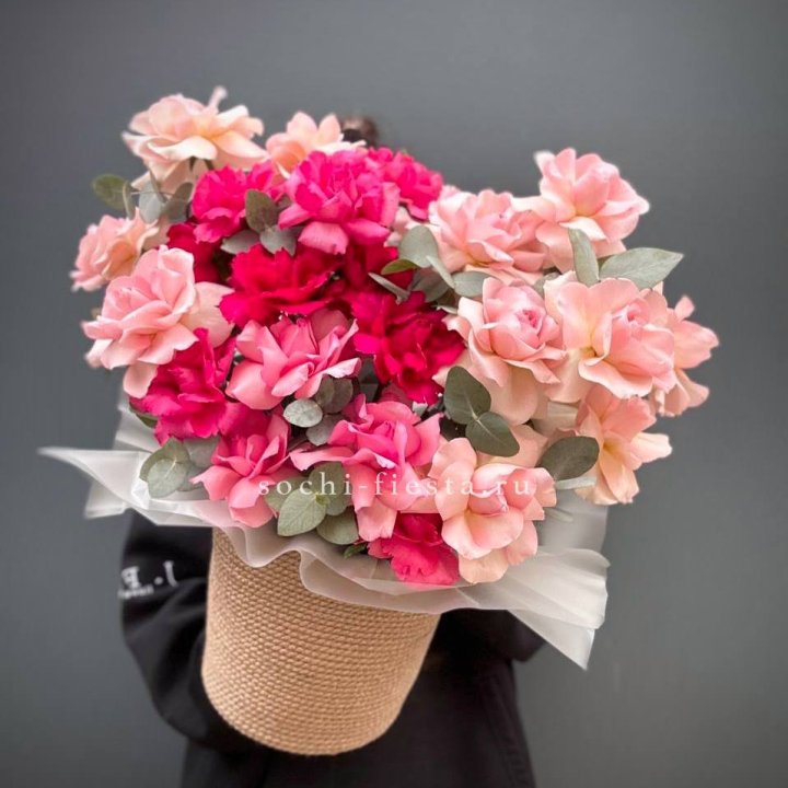 23 Французские розы Микс в боксе в Курске