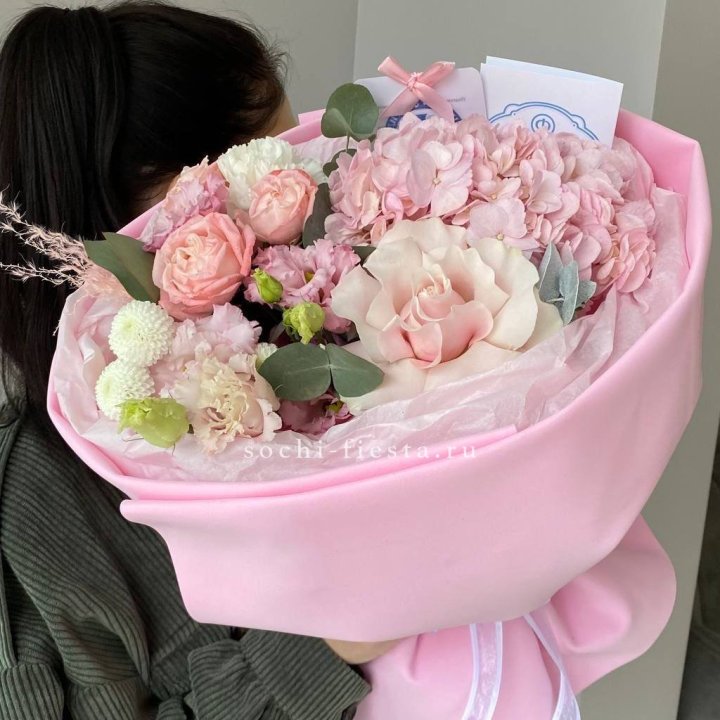 Авторский букет "Пинки" в Курске