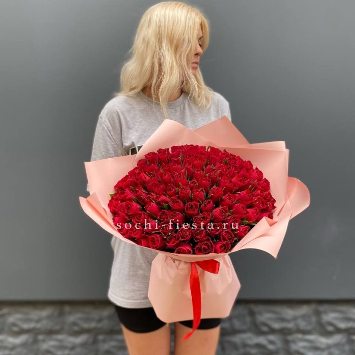 101  красная кенийская роза  в Курске