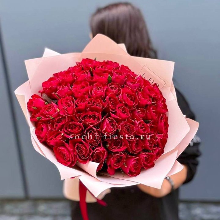 55 кенийских роз в Курске