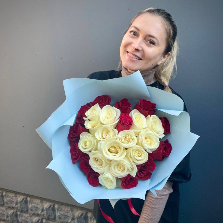 27 роз "Сердце" в Курске