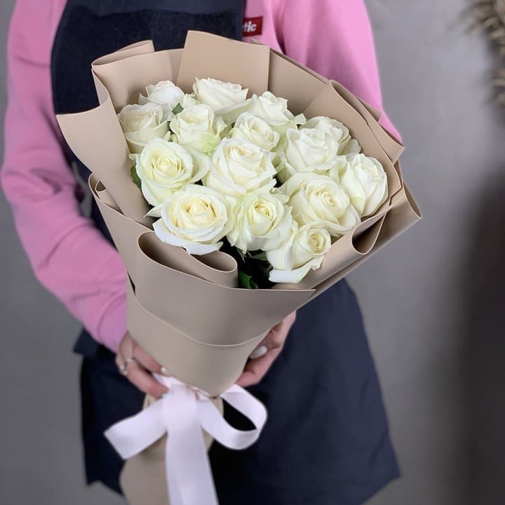 15 белых роз миракли в Курске